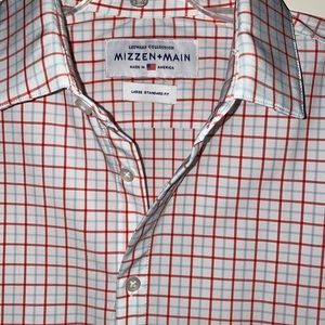 Mizzen and Main Leeward Large Standard Fit, professionally altered 33’ sleeves.